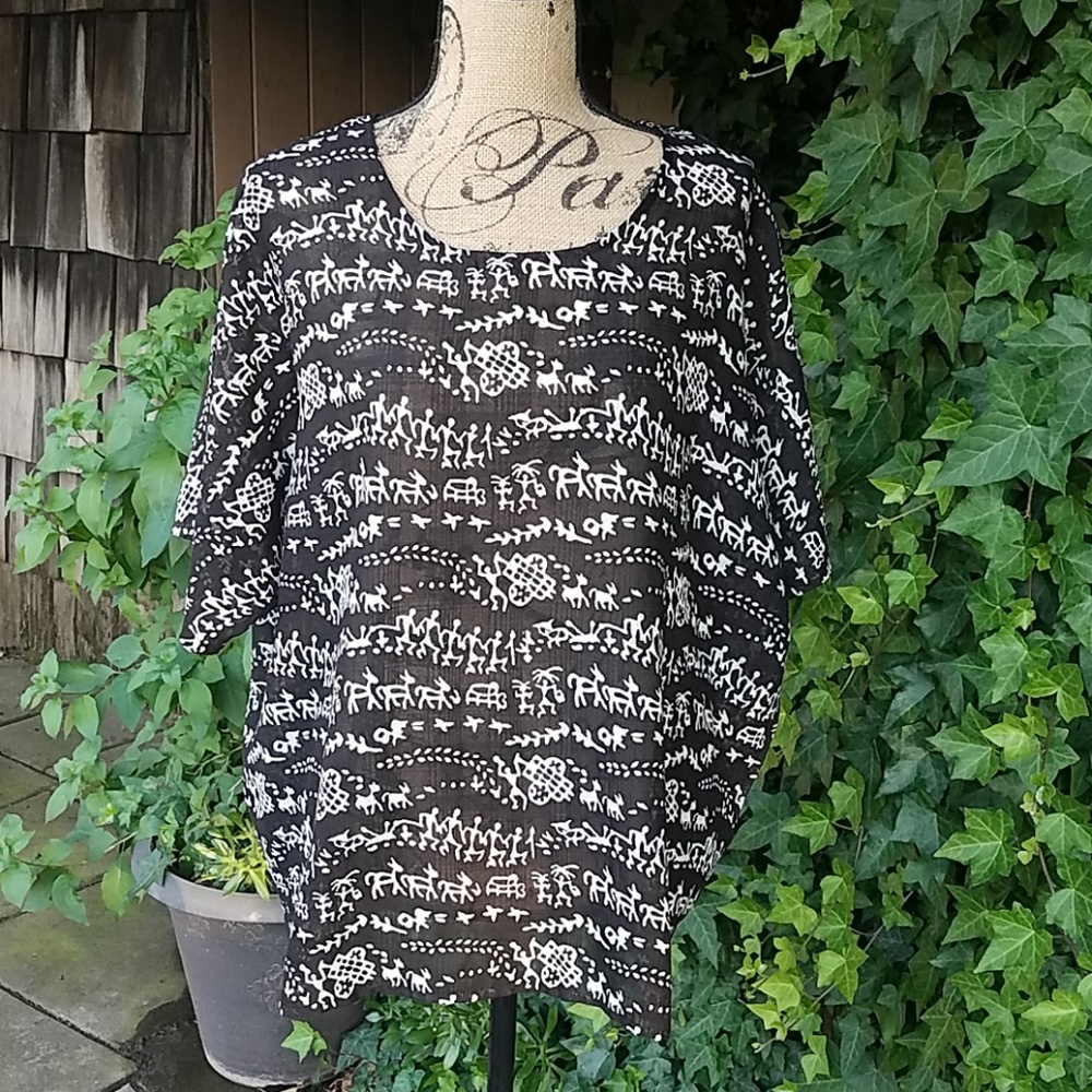 World Market 100% Cotton top Sz L/XL Boho